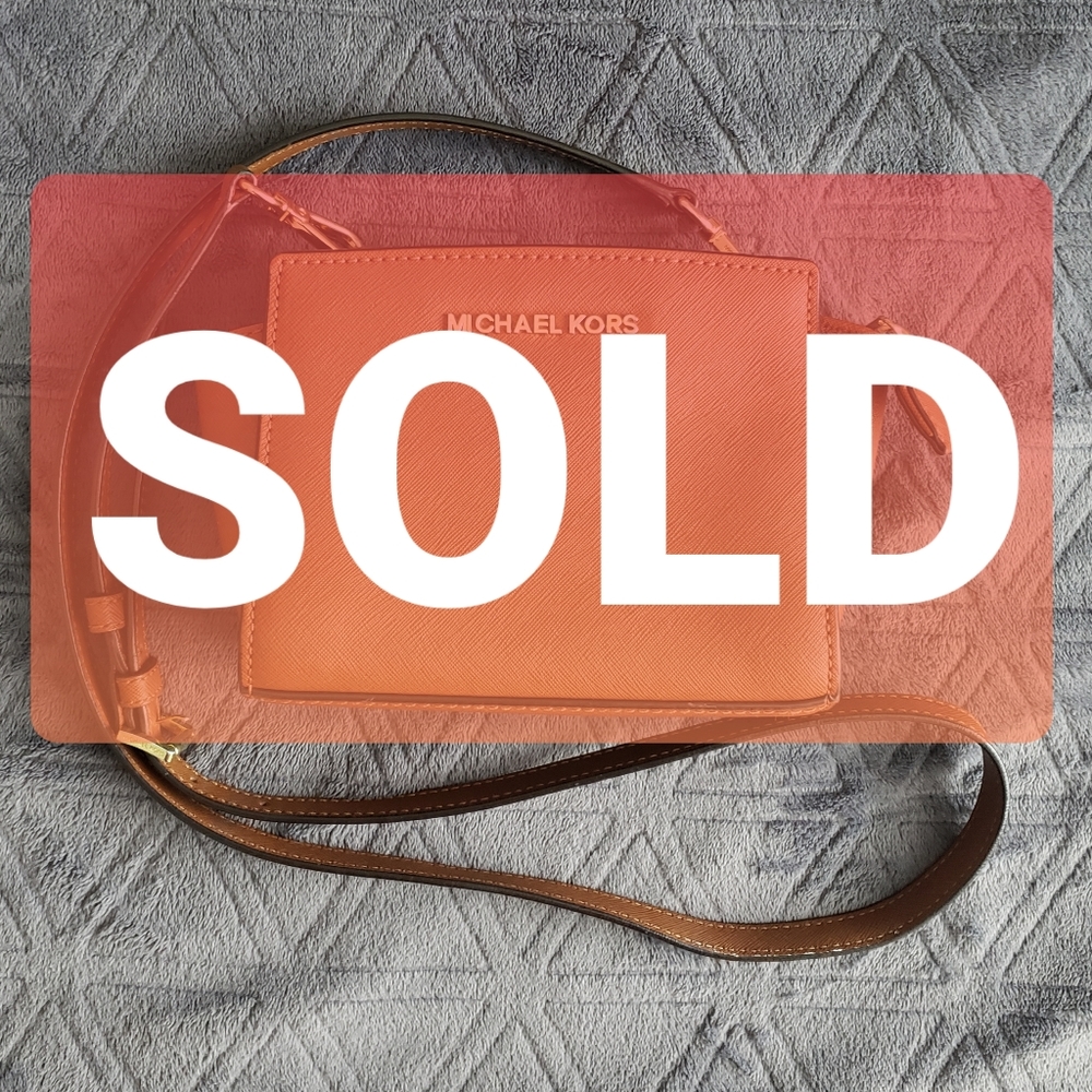 ***sold*** Michael kors mini purse